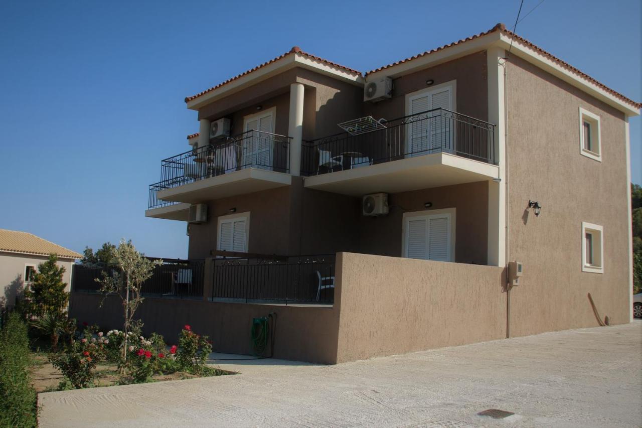 Nikoleta'S Studios Argostoli  Exterior photo